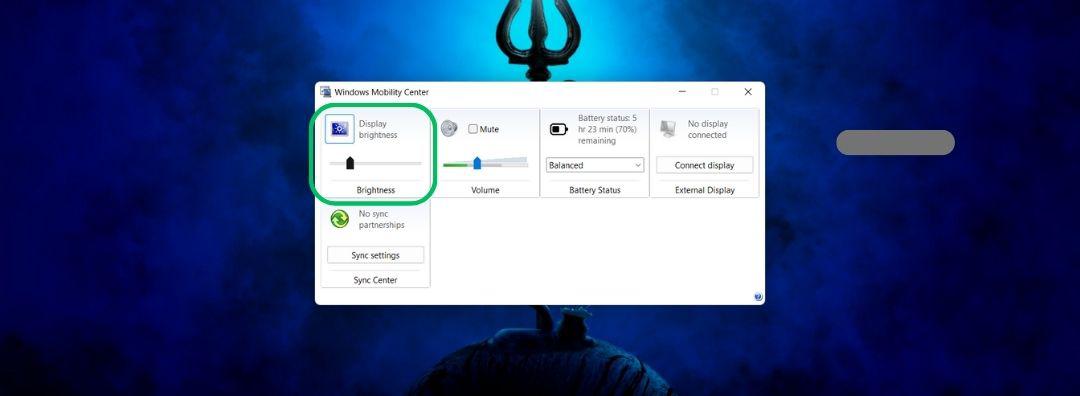 Method 4. Screen Brightness change on Windows 11 Using The Mobility Center