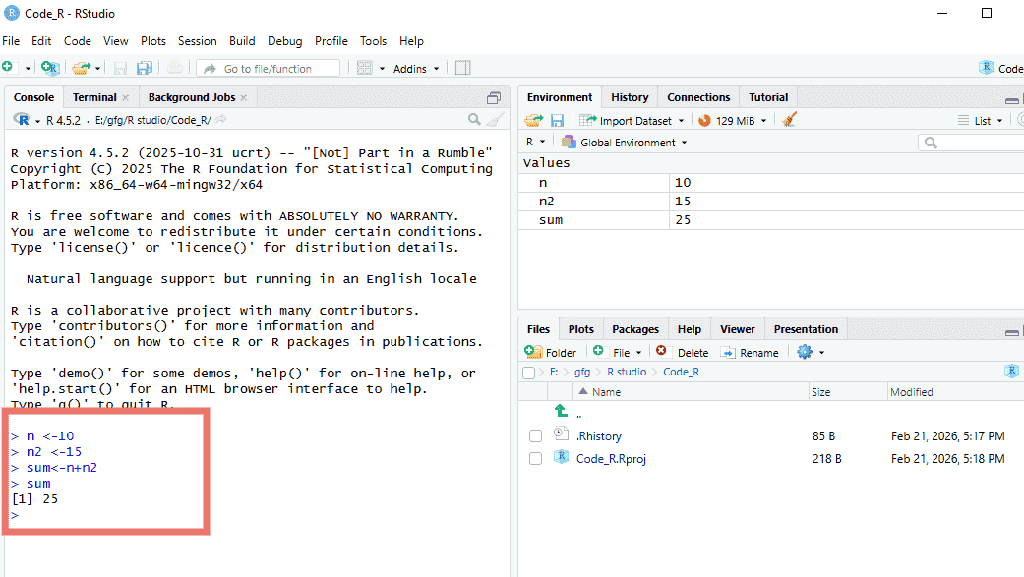 Introduction to RStudio - GeeksforGeeks